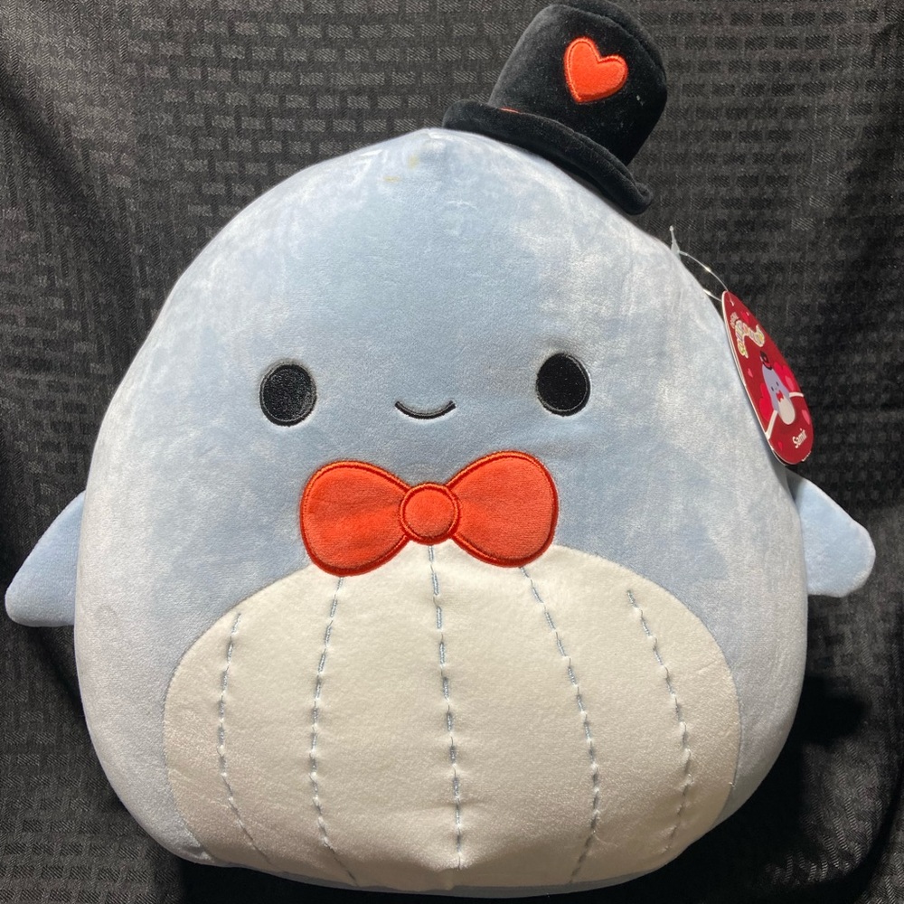 Squishmallows Valentine Blue Whale with Red Bow Tie (Samir)